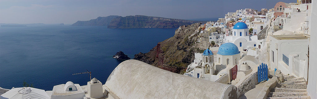 1024px-SantoriniPartialPano