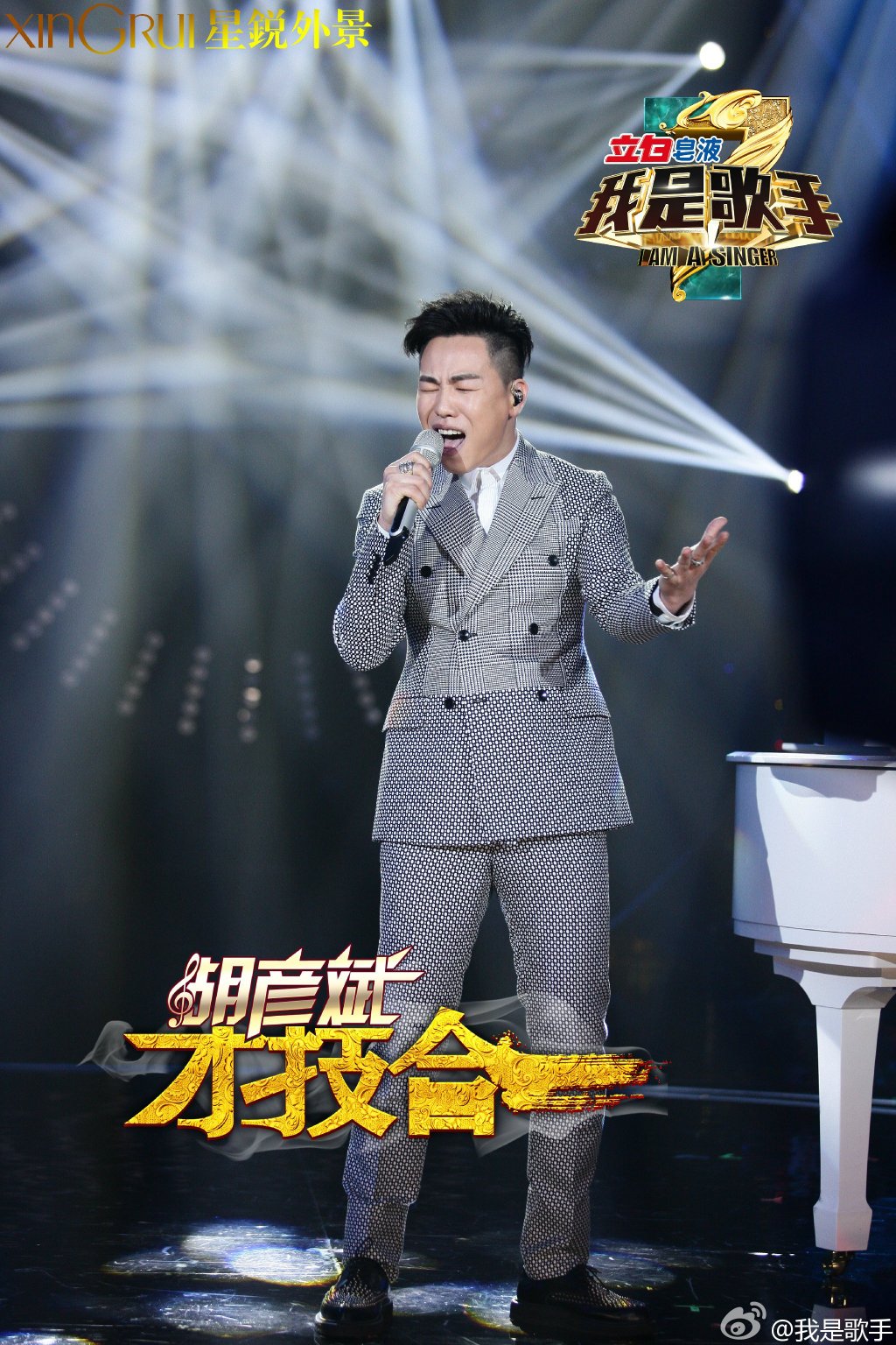 bcb955adgw1eqss1dk2k1j21kw2dce81