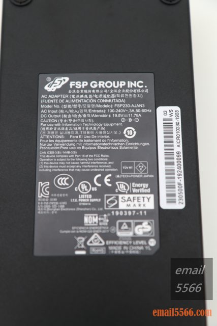 XPG XENIA女武神薩尼亞 電競筆電 1660Ti 開箱-230W變壓器 全漢製造