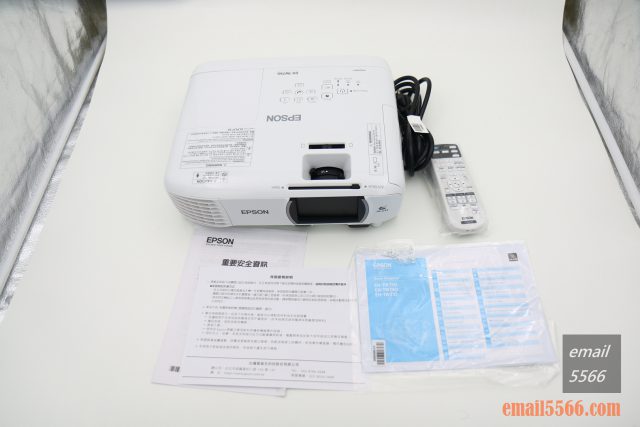 Epson EH-TW750 住商兩用投影機-高彩色、高亮度、高解析、大畫面-投影機本身及遙控器、電源線、產品說明書