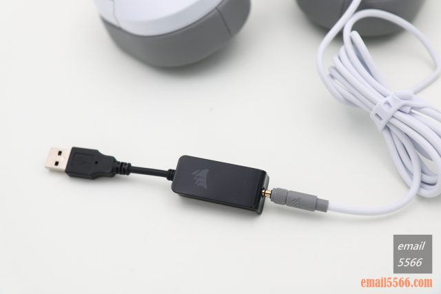 CORSAIR HS55 SURROUND 輕便遊戲耳機-杜比7.1聲道環繞音效-輸出介面-提供3.5mm 和 3.5mm端子轉USB接口，適應各種不同裝置的輸入介面