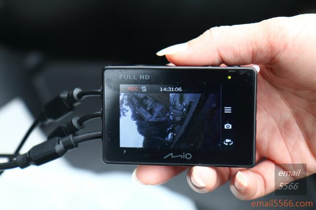 Mio MiVue M710D Sony的夜視雙鏡頭 機車行車記錄器-XMAX300-螢幕完成照